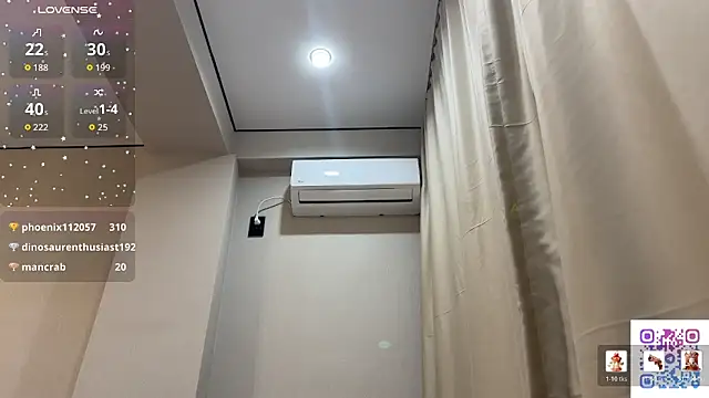 Sweet BerryBabe online show from 04/28/26, 02:27