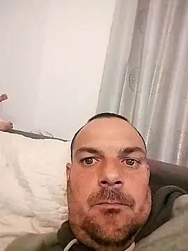 Snapshot of morenitoymorena chatting on 04/05/26, 07:33 morenitoymorena online show from 04/05/26, 07:33