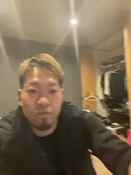 Snapshot of ryuaaaaa chatting on 03/30/26, 09:27 ryuaaaaa online show from 03/30/26, 09:27