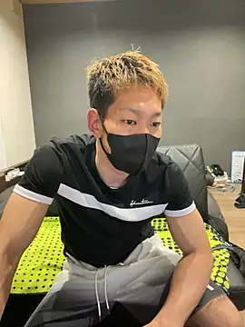 Snapshot of ryuaaaaa chatting on 03/31/26, 02:28 ryuaaaaa online show from 03/31/26, 02:28