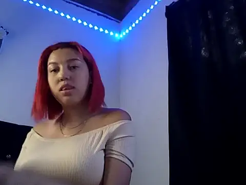 Snapshot of Cherrybad_ chatting on 03/17/26, 09:40 Cherrybad online show from 03/17/26, 09:40