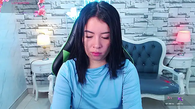 Snapshot of Kylia_a chatting on 06/30/26, 12:50 Kylia a online show from 06/30/26, 12:50