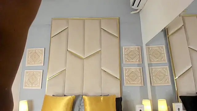 KarinaaCoxx online show from 07/28/26, 12:01