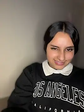 Snapshot of Paulha__miller chatting on 05/15/26, 07:32 Paulha miller online show from 05/15/26, 07:32