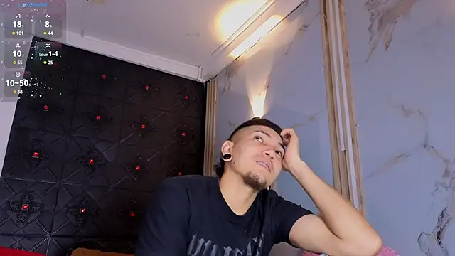 Logan and Reachel online show from 05/09/26, 06:57