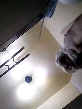 Snapshot of marti_8 chatting on 03/06/26, 09:06 marti 8 online show from 03/06/26, 09:06