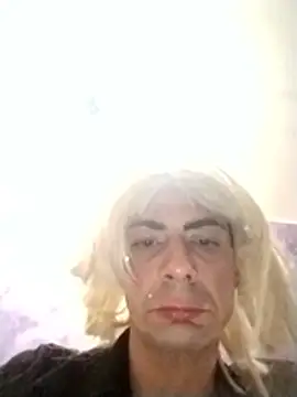 Snapshot of marti_8 chatting on 03/11/26, 11:33 marti 8 online show from 03/11/26, 11:33