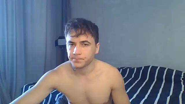 Snapshot of Denis_sport chatting on 06/08/26, 04:35 Denis sport online show from 06/08/26, 04:35