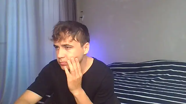 Snapshot of Denis_sport chatting on 06/19/26, 04:28 Denis sport online show from 06/19/26, 04:28