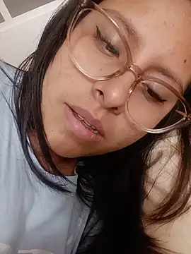 Rosyshadow online show from 05/31/26, 07:37