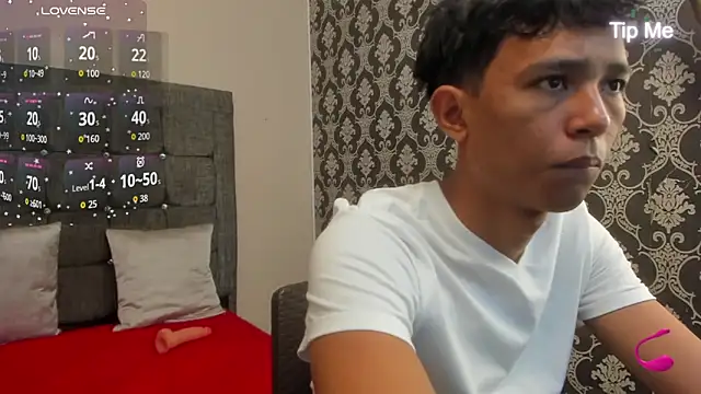 Little Twink19x online show from 05/09/26, 07:30