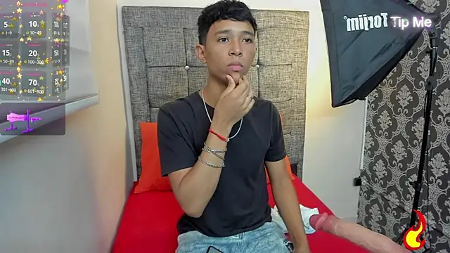 Little Twink19x online show from 06/12/26, 07:46