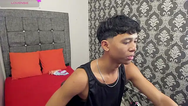 Little Twink19x online show from 06/18/26, 07:40