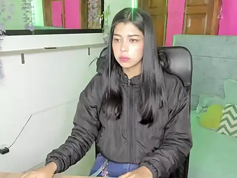 Aysha winxs online show from 05/07/26, 03:23