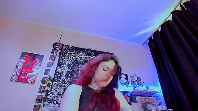 FearlessDivaX online show from 06/06/26, 02:16