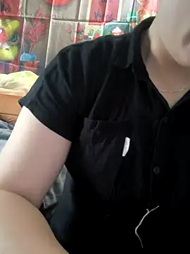 MayEva ly online show from 04/11/26, 12:04