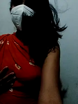 Snapshot of bad_riya chatting on 03/05/26, 04:47 bad riya online show from 03/05/26, 04:47