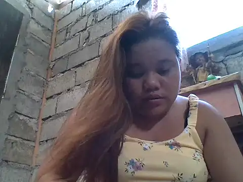 sweetlyn31 online show from 06/18/26, 05:41