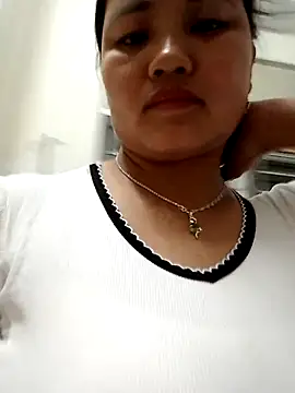 Snapshot of chubby0011 chatting on 03/25/26, 12:33 chubby0011 online show from 03/25/26, 12:33