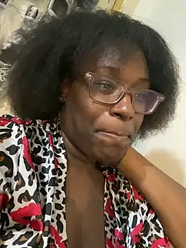 Snapshot of Sinfulwaterfalls chatting on 02/20/26, 06:26 Sinfulwaterfalls online show from 02/20/26, 06:26