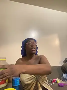 Snapshot of Sinfulwaterfalls chatting on 03/12/26, 04:24 Sinfulwaterfalls online show from 03/12/26, 04:24