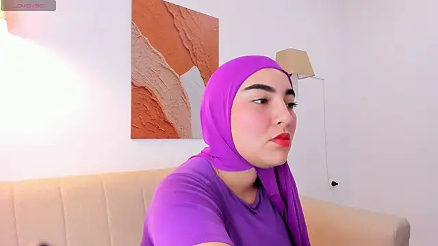 Malika Noor online show from 06/25/26, 02:32