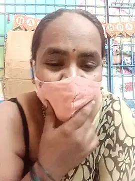 Snapshot of keerthy_telugu chatting on 03/15/26, 04:35 keerthy telugu online show from 03/15/26, 04:35