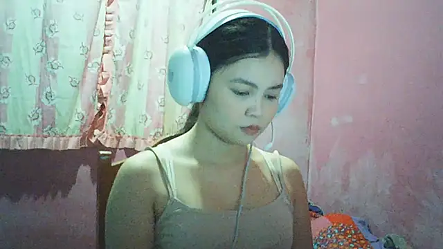 DessertFlower online show from 05/09/26, 03:56
