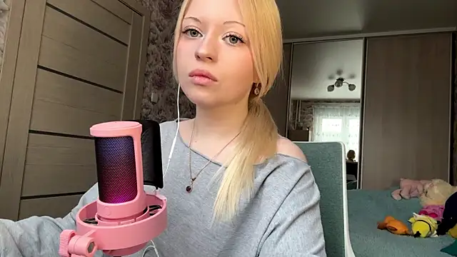 Snapshot of JeneeBIanks chatting on 02/28/26, 09:10 JeneeBIanks online show from 02/28/26, 09:10