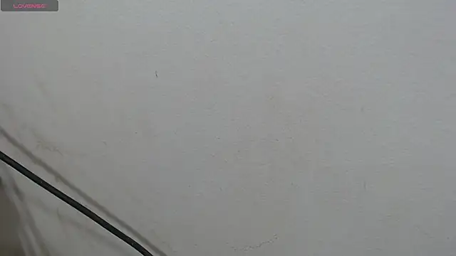 Snapshot of lorena_bv1 chatting on 03/25/26, 05:02 lorena bv1 online show from 03/25/26, 05:02