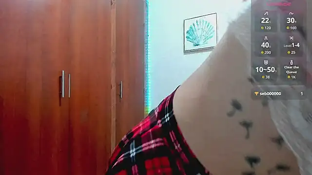SofiaGonzales  online show from 05/01/26, 01:37