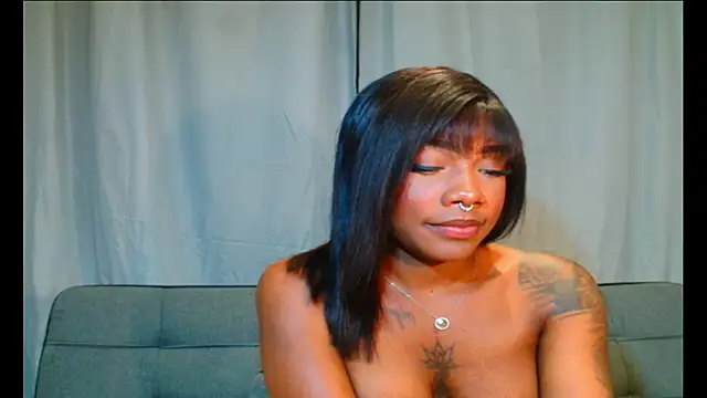 Zoe242103 online show from 05/14/26, 08:37