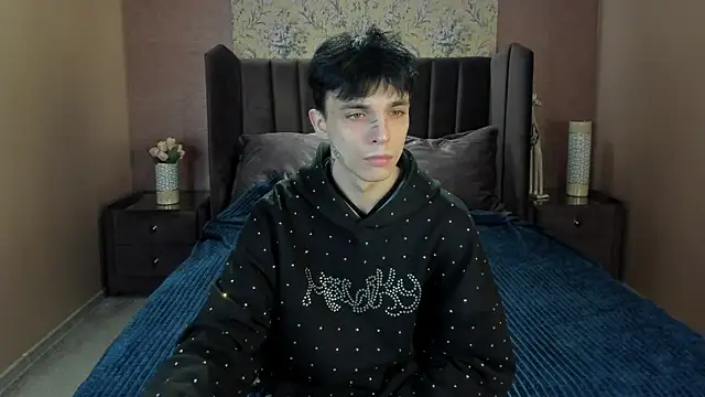 Snapshot of ClarkBev chatting on 02/27/26, 08:20 ClarkBev online show from 02/27/26, 08:20