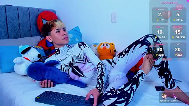 Snapshot of Callum_777 chatting on 03/10/26, 05:34 Callum 777 online show from 03/10/26, 05:34