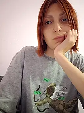 KrissyVixxen online show from 08/02/26, 07:56
