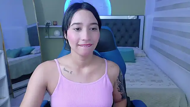 Snapshot of ivvoncute chatting on 06/22/26, 12:56 ivvoncute online show from 06/22/26, 12:56