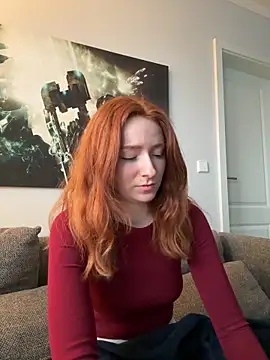 Snapshot of HoneyBunny18 chatting on 02/21/26, 02:51 HoneyBunny18 online show from 02/21/26, 02:51