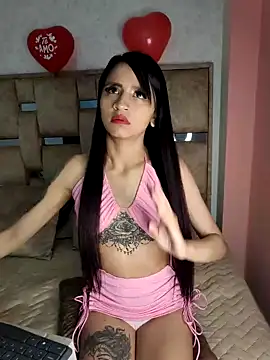 Lauraaa pink18 online show from 02/26/26, 03:27