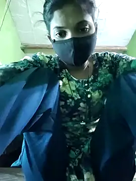 Snapshot of Cute_aroshi chatting on 03/07/26, 09:28 Cute aroshi online show from 03/07/26, 09:28