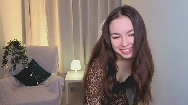 BellaThery online show from 05/10/26, 05:23