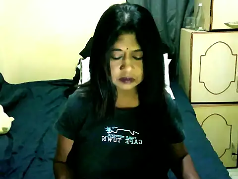 IndianPleasures21 online show from 05/12/26, 11:02