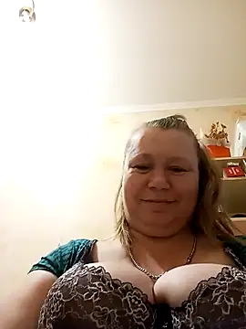 KiraStanton online show from 04/24/26, 05:15