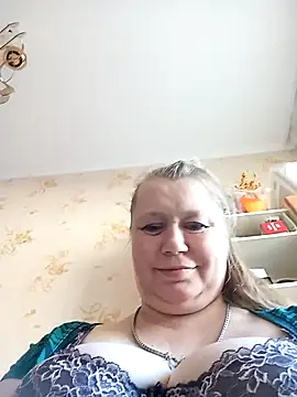 KiraStanton online show from 04/25/26, 05:21