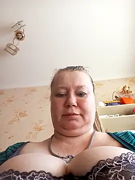KiraStanton online show from 05/03/26, 11:49