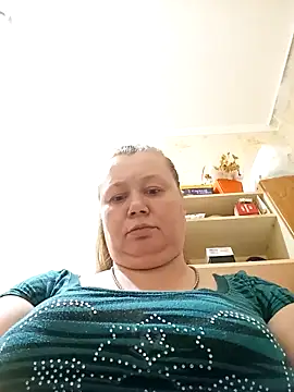 KiraStanton online show from 05/13/26, 09:22