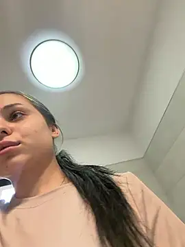 Olivia Noor online show from 06/12/26, 03:11