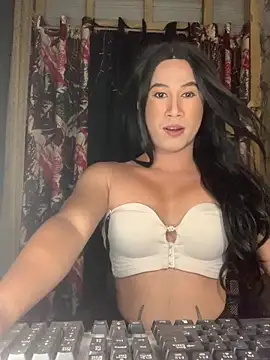 Snapshot of Conmasterxxx chatting on 03/25/26, 02:12 Conmasterxxx online show from 03/25/26, 02:12