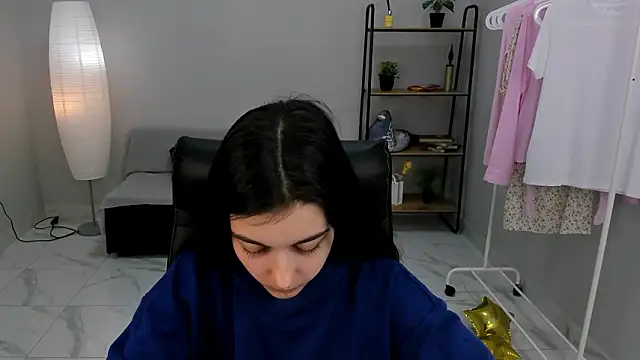 Snapshot of Lilian_Merf chatting on 03/25/26, 08:31 Lilian Merf online show from 03/25/26, 08:31