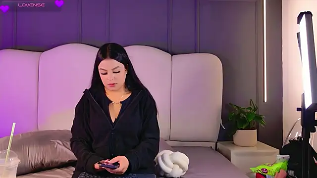 BrunaMonroee online show from 03/18/26, 02:20