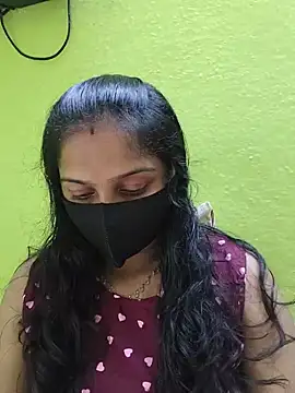 Shaliniqueen online show from 06/18/26, 07:52